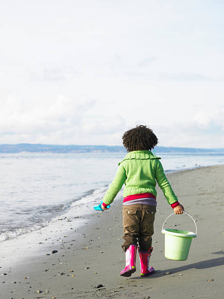 Carry-the-Water-Bucket-Race