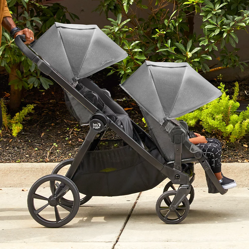 Things to Consider Before Buying a Stroller