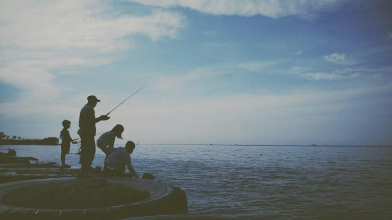 Why Fishing Is the Perfect Activity for Family Bonding?