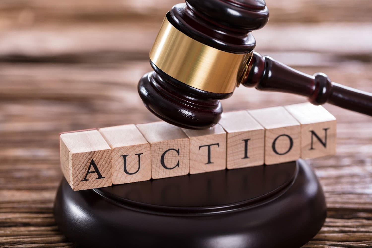 Understanding How Antique Auctions Work